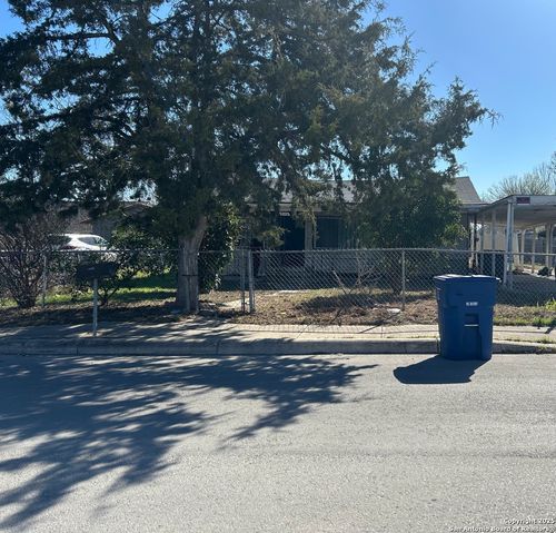 916 Sw 39th St, San Antonio, TX, 78237-3329 | Card Image