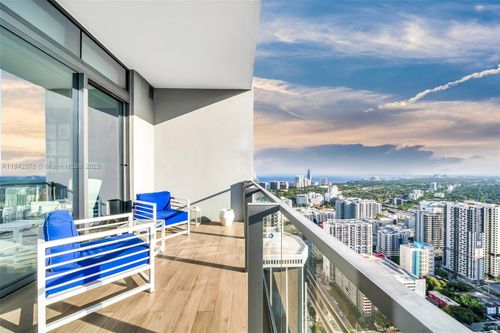 apt-4004-88 Sw 7th St, Miami, FL, 33130-3776 | Card Image