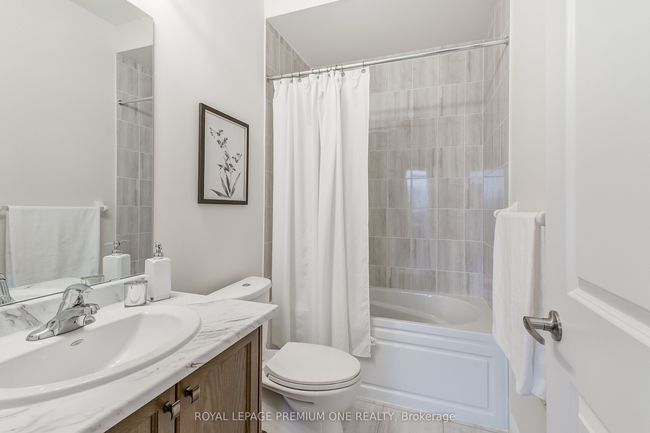 128 Thule St, House attached with 3 bedrooms, 3 bathrooms and 1 parking in Vaughan ON | Image 24