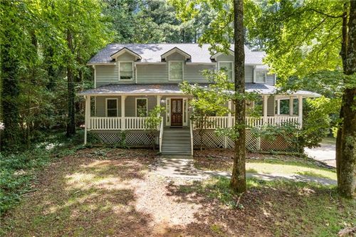 742 Mountain View Dr, Stone Mountain, GA, 30083-3548 | Card Image