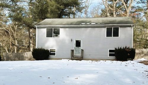 7 Nipmuc Trl, West Greenwich, RI, 02817-1937 | Card Image