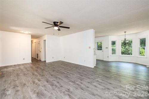 21014 Pine Ridge Dr, Cornelius, NC, 28031-9765 | Card Image