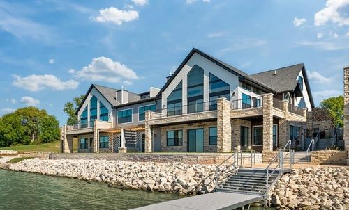 212 Lakeview Ln, Beaver Dam, WI, 53916-1901 | Card Image