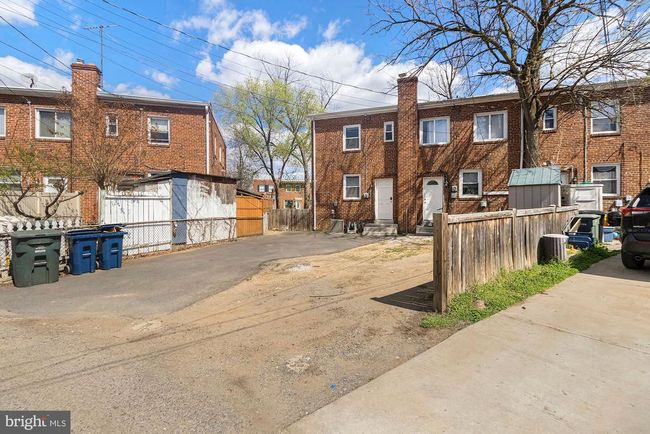 3724 Mark Dr, Townhouse with 3 bedrooms, 2 bathrooms and null parking in ALEXANDRIA VA | Image 37