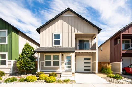 3844 Bonnie Pl, Carson City, NV, 89701-8440 | Card Image