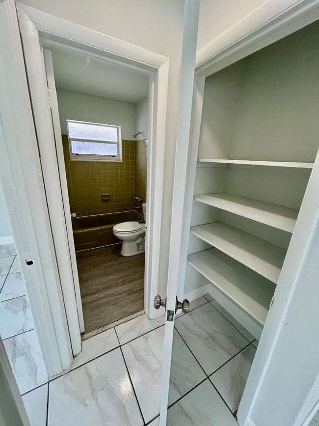 APT-1 - 7311 Venetian St, Condo with 1 bedrooms, 1 bathrooms and null parking in Miramar FL | Image 10