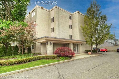302-770 Deer St, Plymouth, MI, 48170-1729 | Card Image