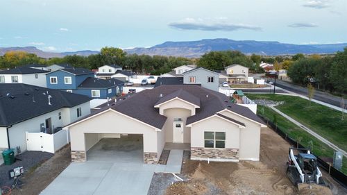 426 Clear Creek Dr, Grand Junction, CO, 81504-6100 | Card Image