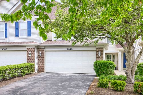 3042 Renard Ln, St. Charles, IL, 60175-4650 | Card Image