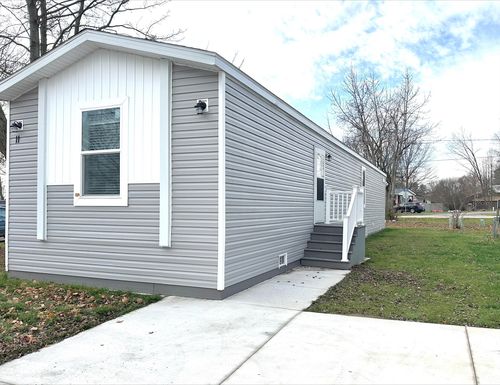 11-11 Page Street, Lake Odessa, MI, 48849 | Card Image