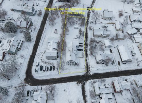 41 Ammonoosuc St, Woodsville, NH, 03785-1126 | Card Image