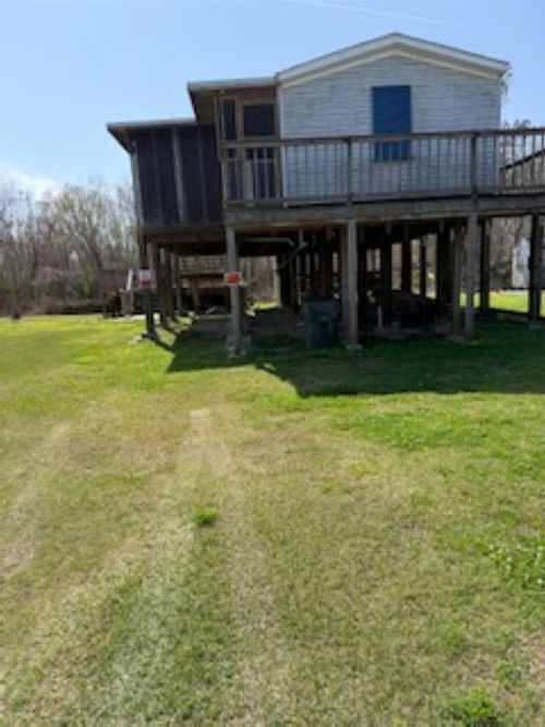 215 Napa St, Chauvin, LA, 70344-3118 | Card Image