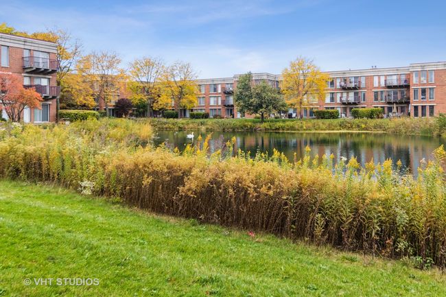 APT-115 - 361 Kelburn Rd, Home with 2 bedrooms, 2 bathrooms and null parking in Deerfield IL | Image 4