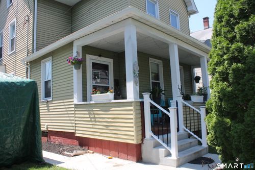 195 Sherman Ave, Meriden, CT, 06450-3353 | Card Image