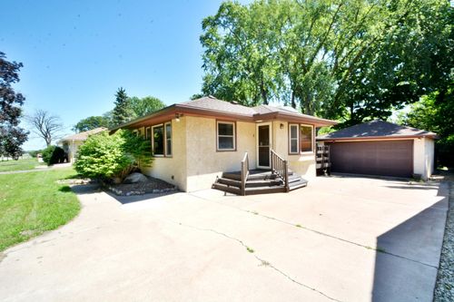 5526 Unity Ave N, Crystal, MN, 55429-3268 | Card Image