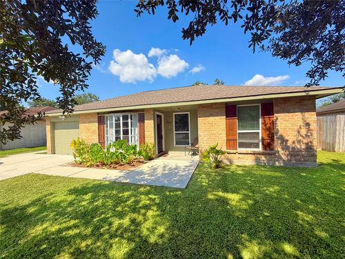 307 Bellmar Ln, Friendswood, TX, 77546-3607 | Card Image