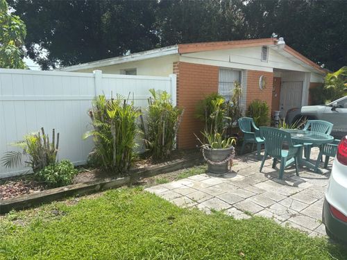 4518 W Fern St, Tampa, FL, 33614-3624 | Card Image