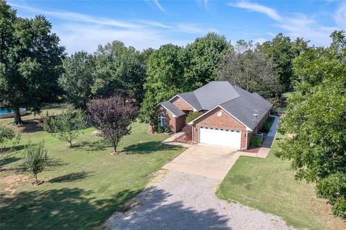 15597 Us Highway 77, Wayne, OK, 73095-3368 | Card Image