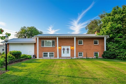 21 Morningside Dr, Indiana, PA, 15701-3613 | Card Image