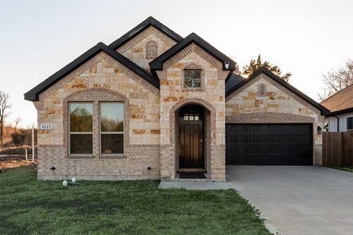 4225 Elkins Ave, Lancaster, TX, 75134-1737 | Card Image