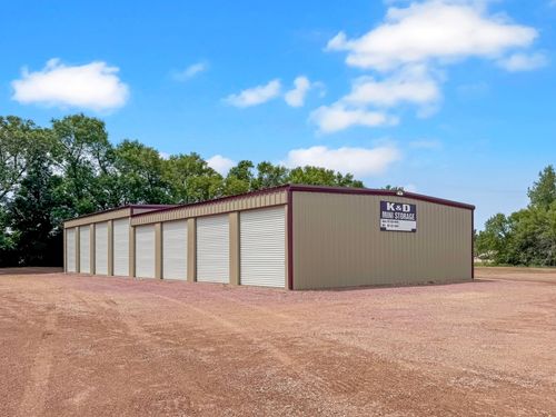 351 S 4th St, Tracy, MN, 56175-1660 | Card Image