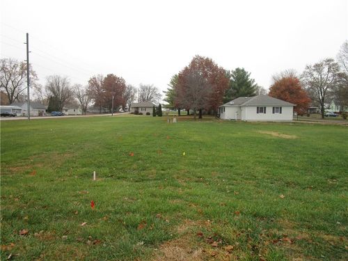 504 S Chestnut St, Pana, IL, 62557-1565 | Card Image
