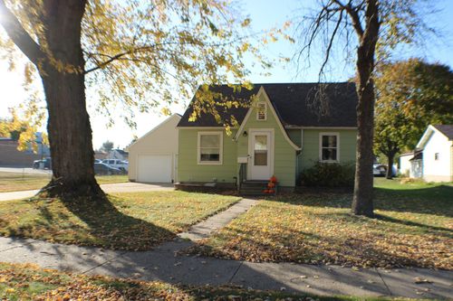 1311 N Elm St, Fairmont, MN, 56031-2618 | Card Image