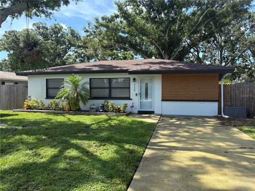 3120 Meadow Lake Ave, LARGO, FL, 33771-2648 | Card Image