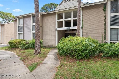 51-8880 Old Kings Rd S, Jacksonville, FL, 32257-1702 | Card Image