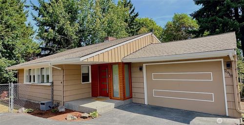 2918 74th Ave Se, Mercer Island, WA, 98040-2637 | Card Image