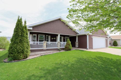 3105 Beth Ln, HOLMEN, WI, 54636-4005 | Card Image