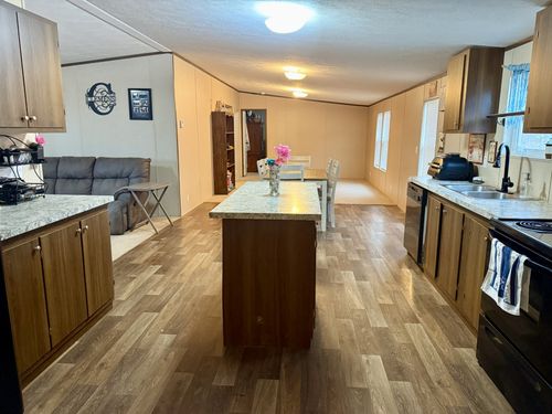 239 Henderson Rd, Hohenwald, TN, 38462-2535 | Card Image