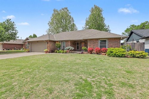 8301 Nw 79th St, Oklahoma City, OK, 73132-4307 | Card Image