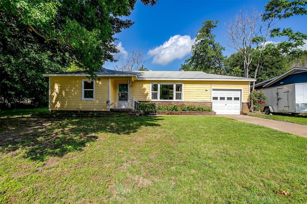 Harmon St, Weatherford, TX 76086