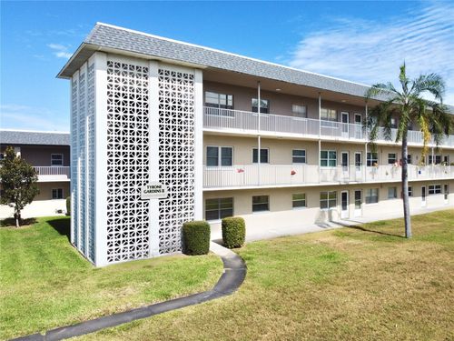 unit-201d-5725 12th Ave N, ST PETERSBURG, FL, 33710-5865 | Card Image