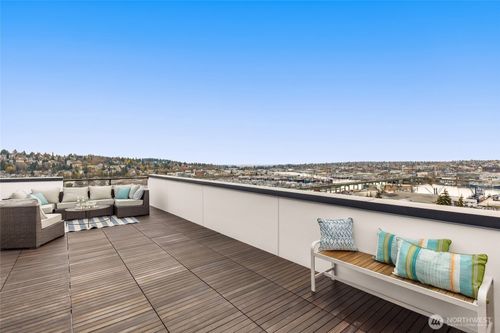 3640 A 13th Ave W, Seattle, WA, 98119-1310 | Card Image