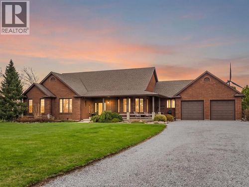 242 Road 10, Gosfield North, ON, N0R1B0 | Card Image