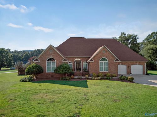 129 Wilson Cir, Gadsden, AL, 35901-9132 | Card Image