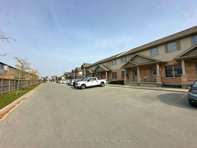 138 - 3320 Meadowgate Blvd, Condo with 3 bedrooms, 3 bathrooms and 1 parking in London ON | Image 1