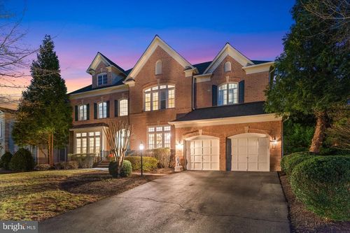 8441 Link Hills Loop, GAINESVILLE, VA, 20155-3246 | Card Image