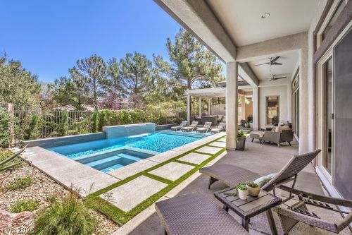 26 Plum Hollow Dr, Henderson, NV, 89052-6419 | Card Image
