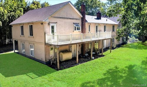 52 Victory Avenue, Brookhaven, NY, 11967 | Card Image