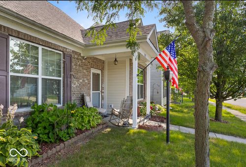 2017 Shadow Creek Blvd, Columbus, IN, 47201-1472 | Card Image