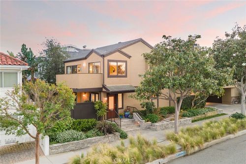 708 Garnet St, Redondo Beach, CA, 90277-3417 | Card Image