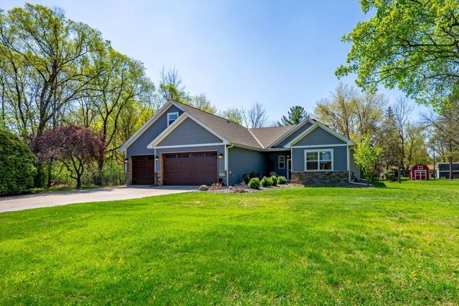 Expansive Yard.jpg | Image 31