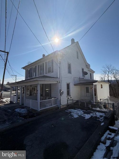 201 Broad St, ASHLAND, PA, 17921-2103 | Card Image