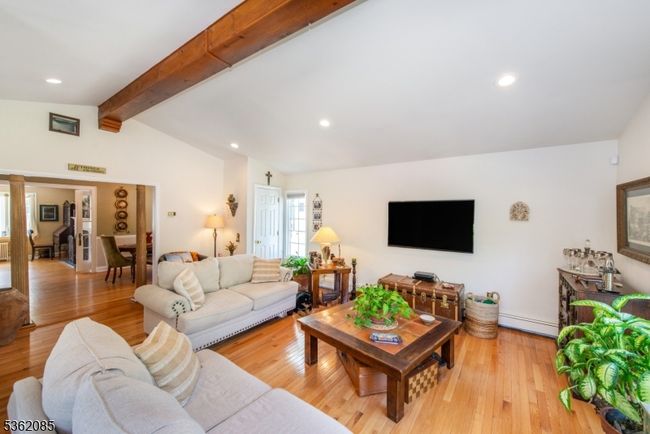 178 Walnut St, House other with 3 bedrooms, 2 bathrooms and null parking in Livingston NJ | Image 12