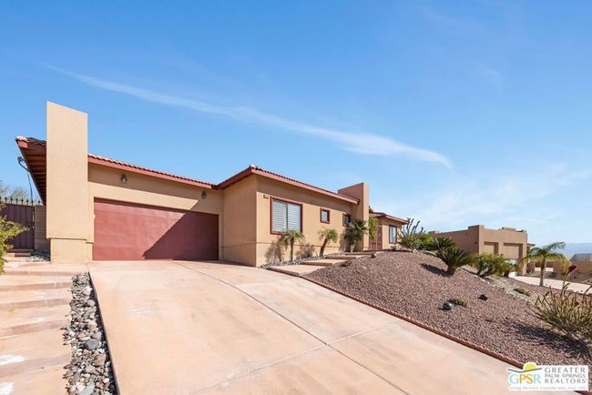 Driveway | Image 6