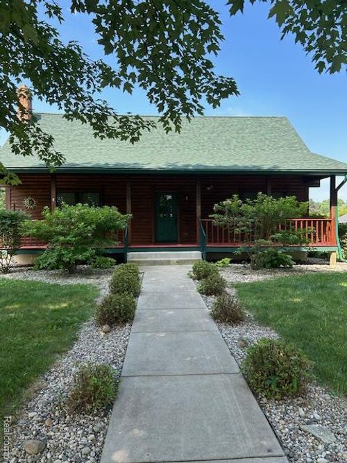 20100 Hickory Ridge Rd, Holly, MI, 48442-9117 | Card Image