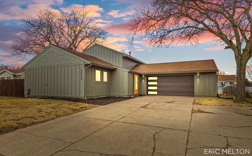 5899 Appleview St, Grand Rapids, MI, 49508-6502 | Card Image